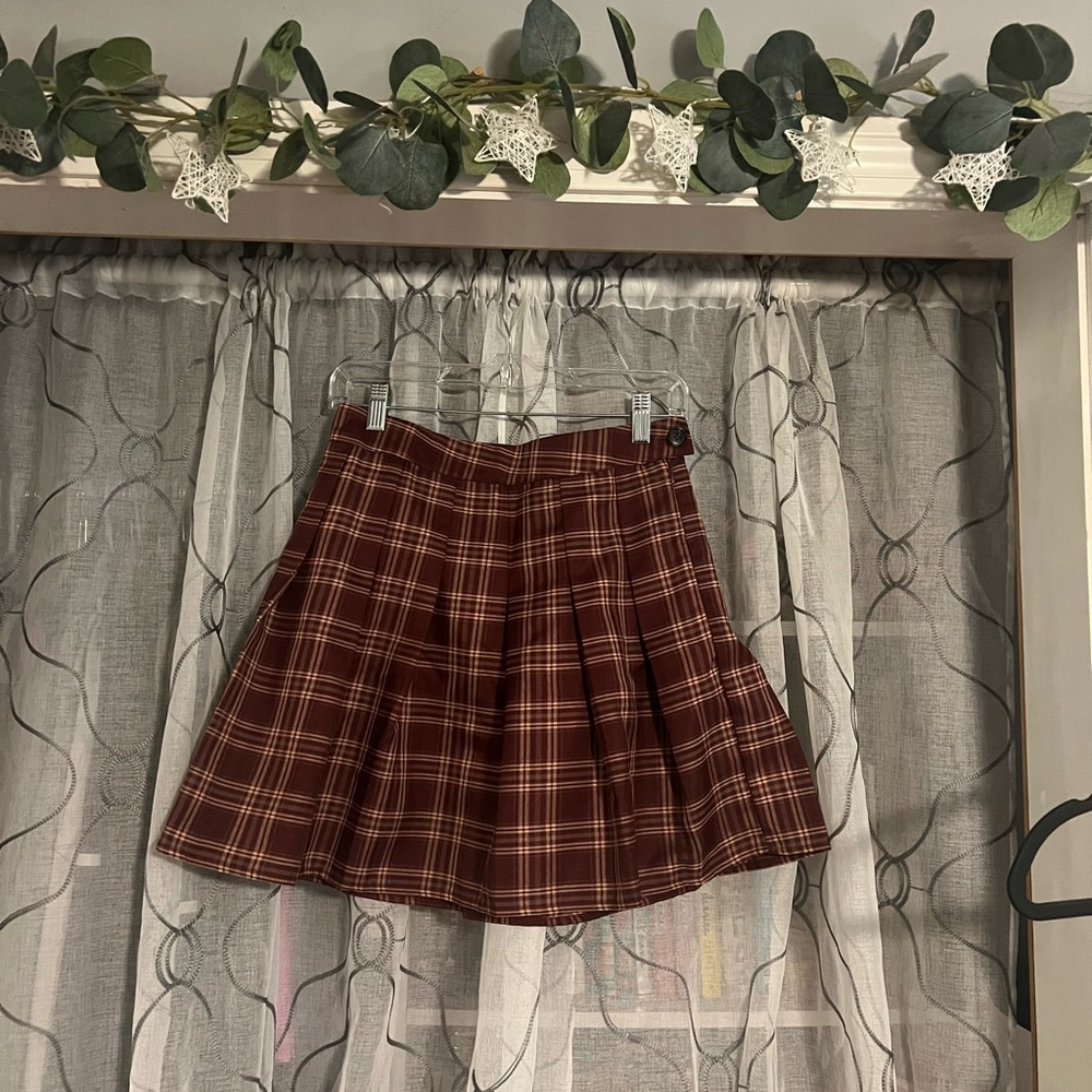 Burgundy pleated skirt